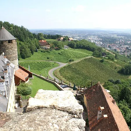 بيت ضيافة Andrea 3*